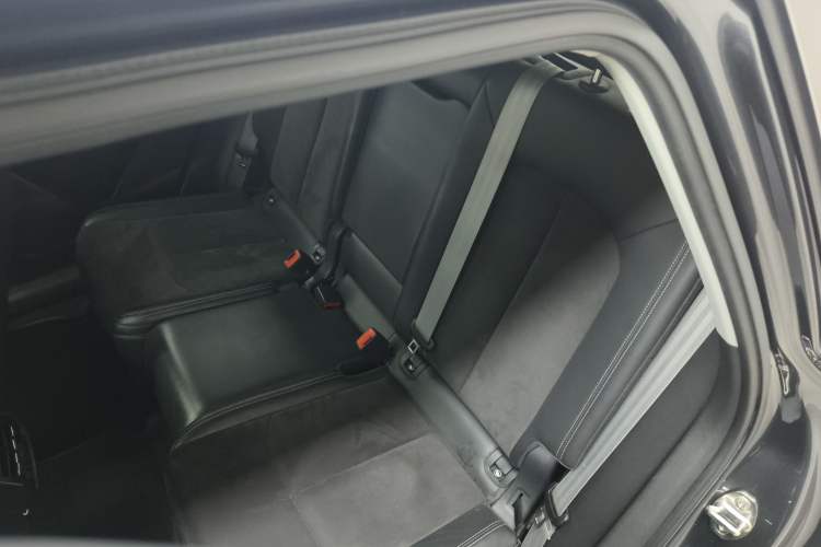 Used Audi Q3 2019 35 TFSI Advanced Dynamic Edition
