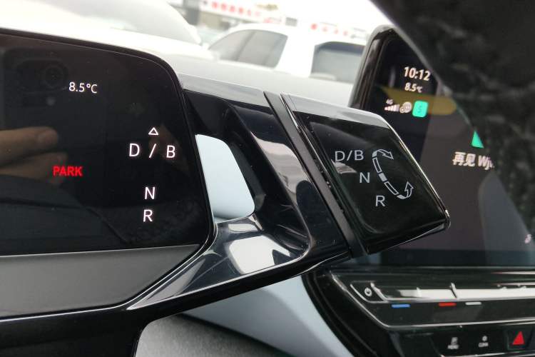 Used Volkswagen ID.4 X 2022 Smart Enjoyment Long-Range Edition