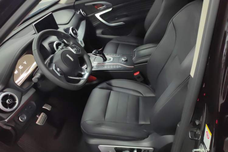 Used Wey VV7 2019 Upgraded Model 2.0T Flagship Version China VI
