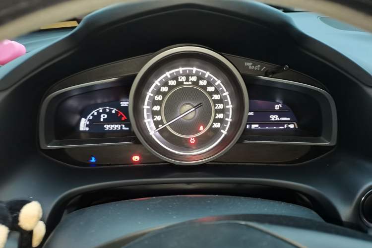 Used Mazda CX-4 2016 2.0L Automatic 2WD Blue Sky Dynamic Leather Edition