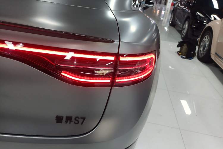 Used Hima Luxeed S7 2024 Max RS Four-Wheel-Drive Performance Edition
