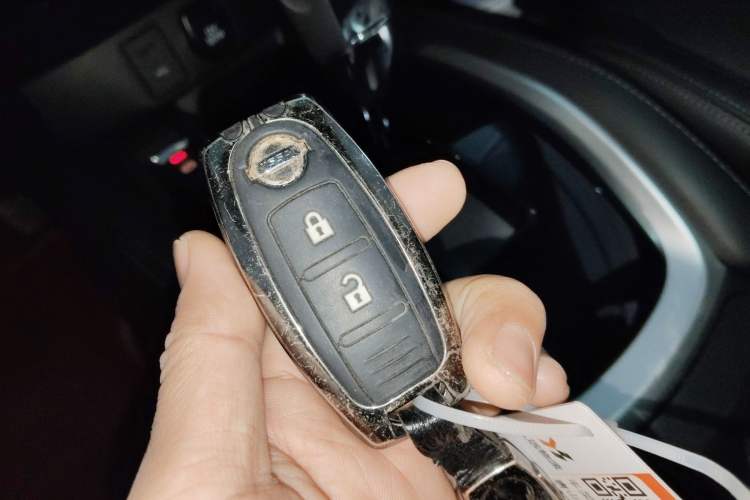 Used Nissan X-Trail 2022 2.0L Two-Wheel Drive Smart Connect Premium Edition
