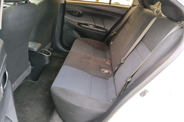 Used Toyota YARiS L 2017 1.5E CVT Dynamic Edition
