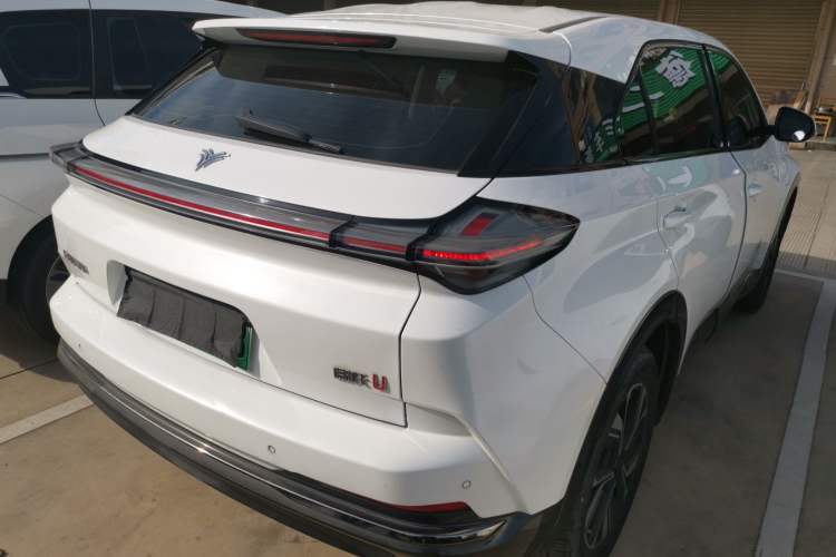 Used NETA U 2022 Zhi 400 Lithium-Nickel-Manganese-Cobalt Energy System