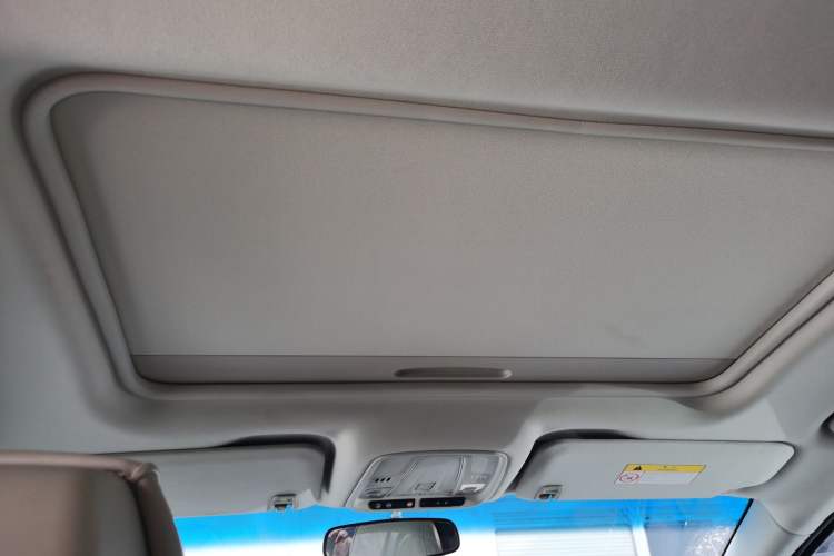 Used Buick GL8 2018 ES 28T Comfort Model China VI Standard