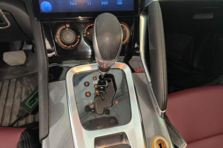 Used Peugeot 3008 2016 2.0L Automatic Classic Edition