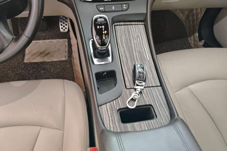 Used Buick LaCrosse 2016 20T Leading Model
