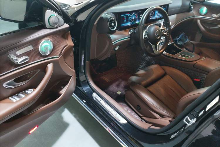 Used Mercedes-Benz E-Class 2019 E 260 L