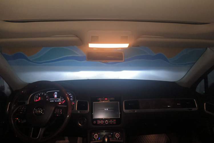 Used Volkswagen Touareg 2011 3.0 TSI High-End Version
