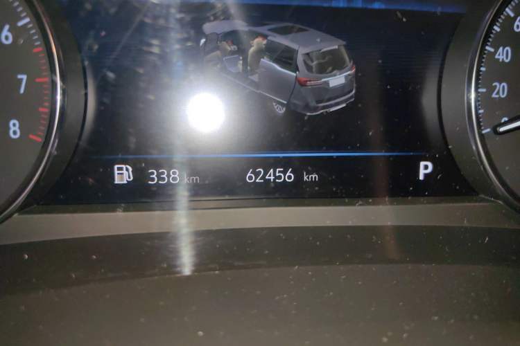 Used Buick GL8 2022 Land Executive Class 652T Prestige Model