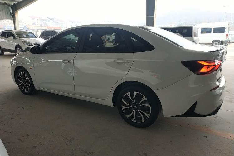 Used Chevrolet Monza 2020 Light Hybrid RS 330T Automatic Comfort Edition
