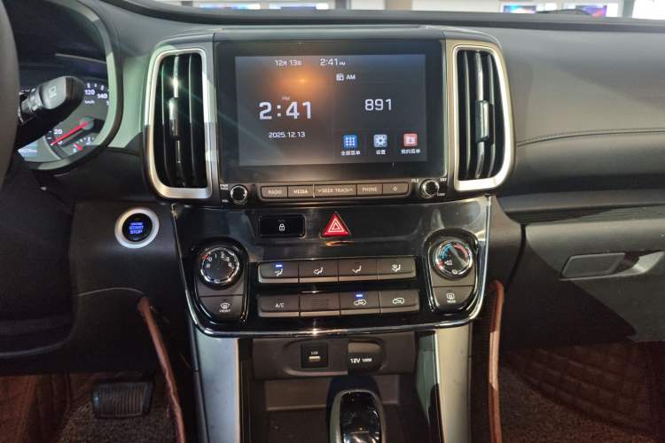 Used Hyundai ix35 2019 2.0L Automatic 2WD Zhiyong·Changxiang Edition China VI Standard
