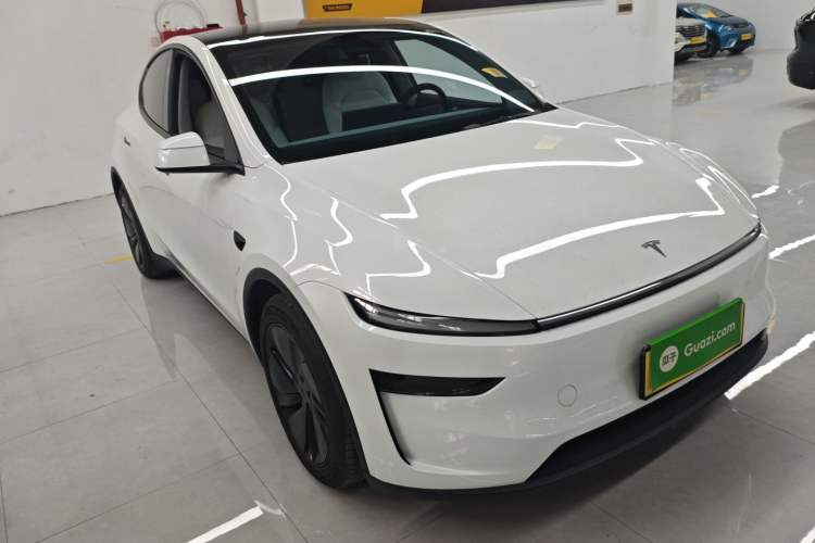 Used Tesla Model Y 2025 Long-Range All-Wheel Drive First Edition