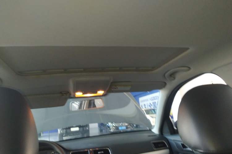 Used Volkswagen Lavida 2013 Restyled Classic 1.6L Automatic Comfort Edition