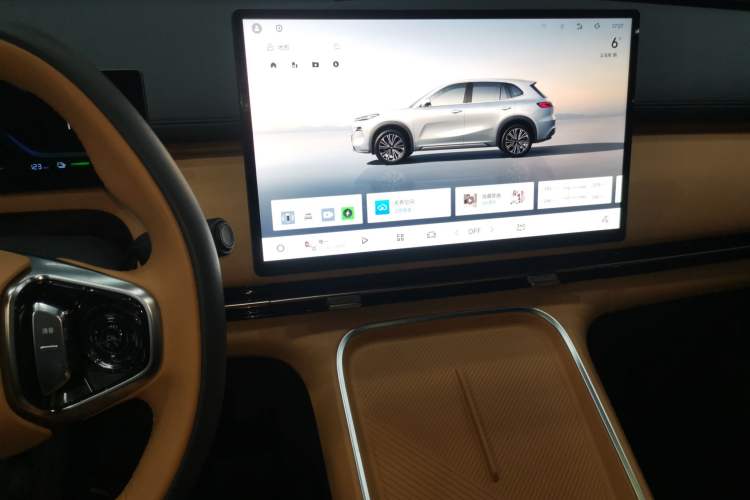 Used  Galaxy Xingjian 7 EM-i 2025 120km Exploration+ Version
