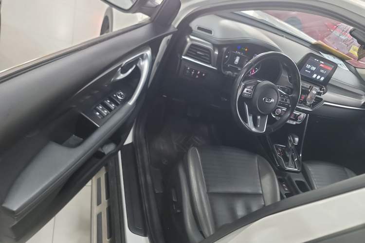 Used Kia Sportage R 2018 2.0L Automatic Smart Luxury Version China V Standard