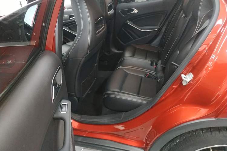 Used Mercedes-Benz GLA 2017 GLA 200 Fashion Model
