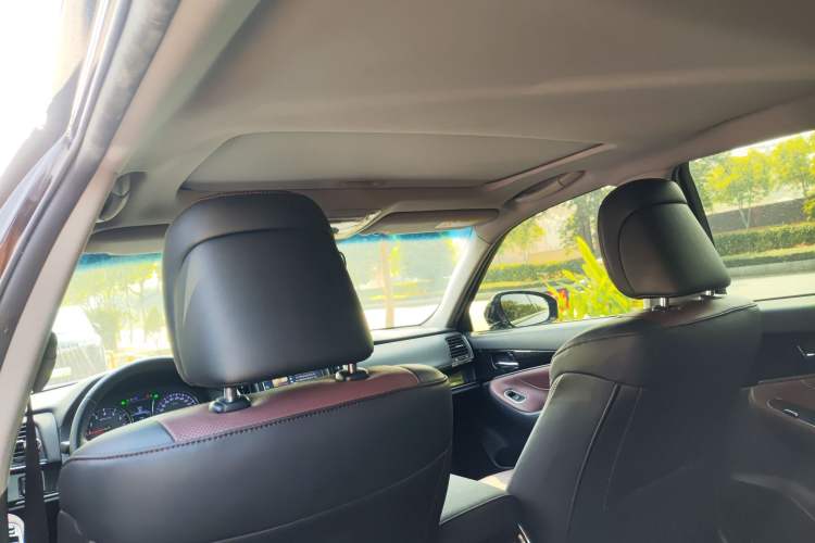 Used Toyota Crown 2017 2.0T Sport Edition
