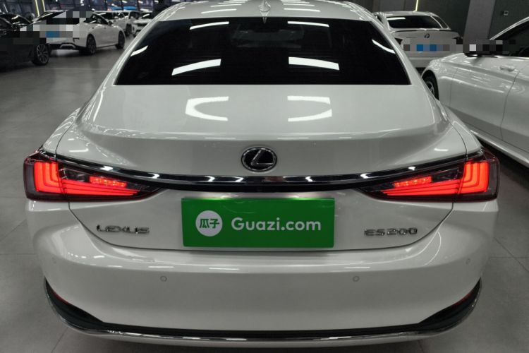 Used Lexus ES 2023 200 Excellence Edition