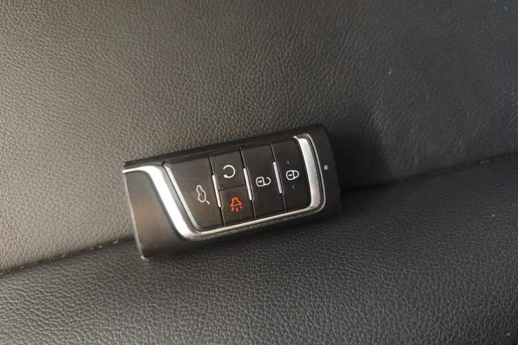 Used GAC Trumpchi M6 2021 270T DCT Prestige Edition (7 Seats)
