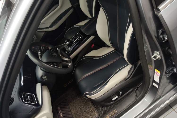 Used BYD Qin PLUS 2021 DM-i 120KM Flagship Model