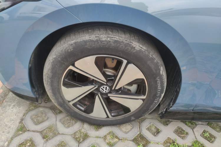 Used Volkswagen ID.7 VIZZION 2024 AIR model
