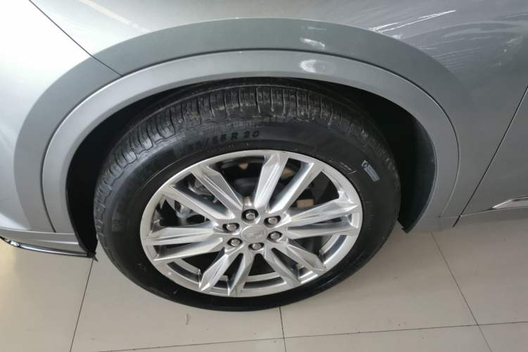 Used Cadillac XT6 2022 2.0T 7-Seater Four-Wheel Drive Luxury Version
