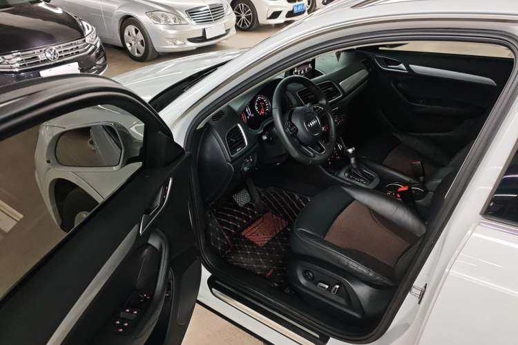 Used Audi Q3 2018 30th Anniversary Edition 30 TFSI Fashion Model