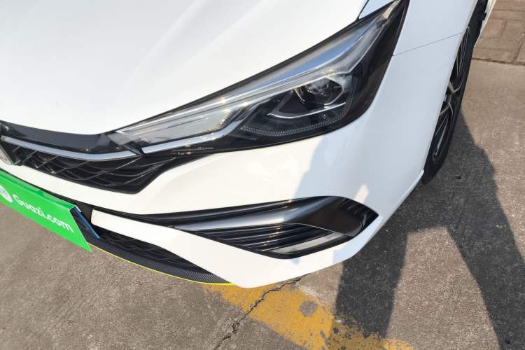 Used Roewe i5 2021 Revised Version 1.5L CVT Diamond Edition
