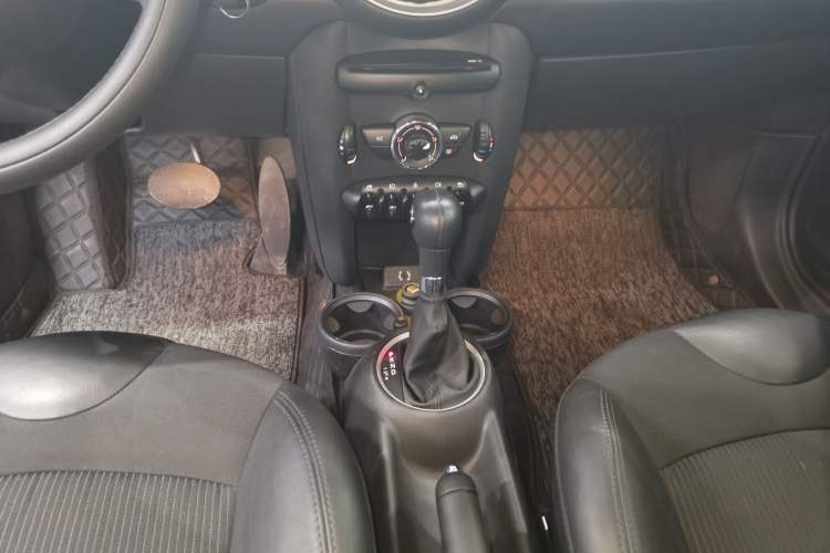 Used  MINI 2012 1.6L COOPER Baker Street