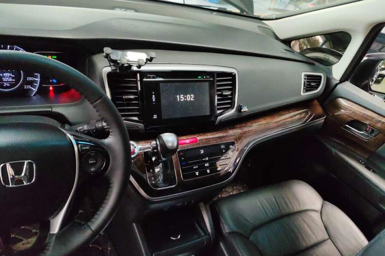 Used Honda Odyssey 2015 2.4L Smart Edition