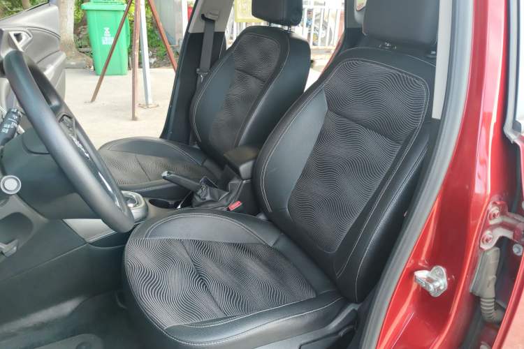 Used Buick GT 2014 XT 1.6L Automatic Fashion Edition
