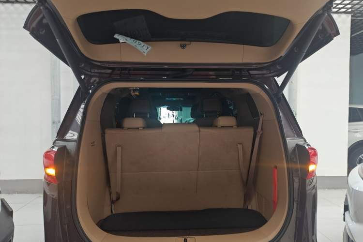 Used Buick GL8 2018 ES 28T Flagship Model China VI Standard