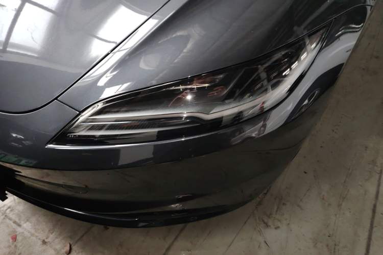 Used Tesla Model 3 2023 Long-Range All-Wheel-Drive Version
