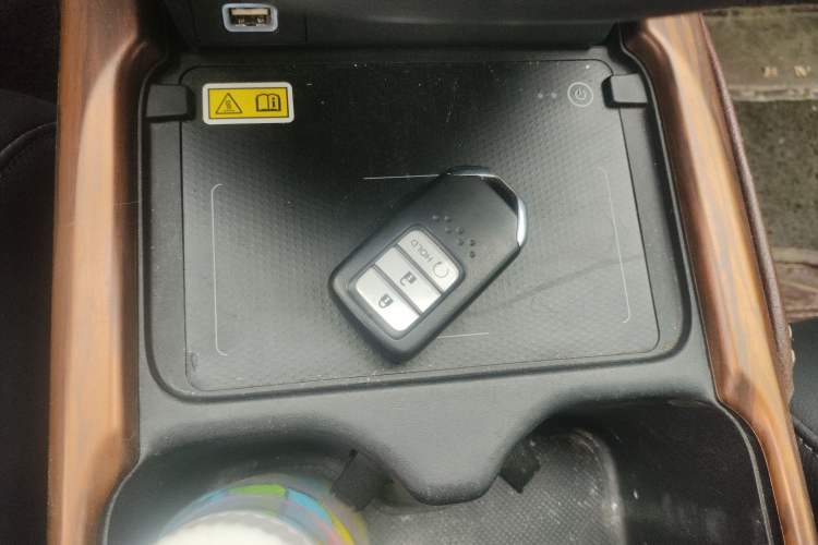 Used Honda CR-V 2021 240TURBO CVT 2WD Fashion Edition
