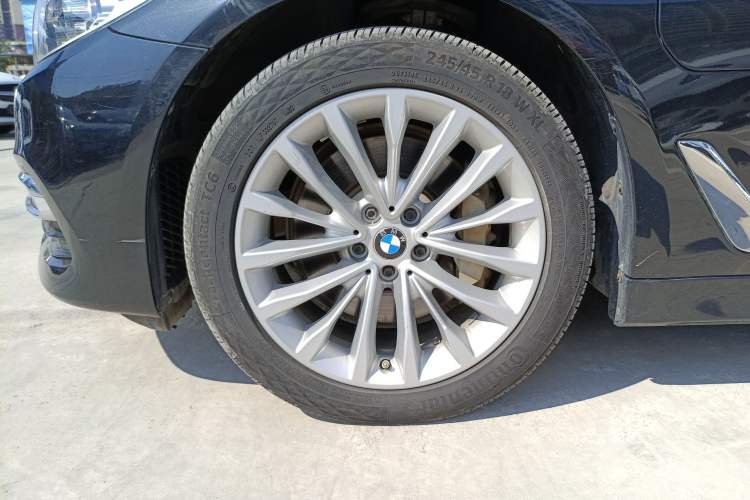 Used BMW 5 Series New Energy 2020 Mileage Upgrade Version 530Le Luxury Package
