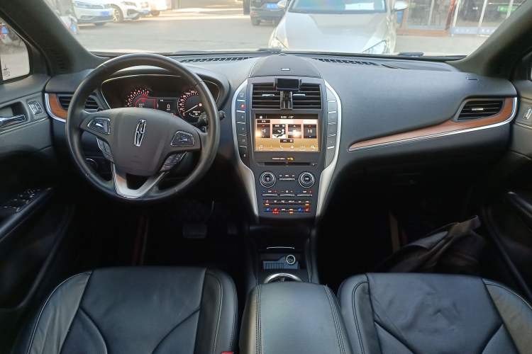 Used Lincoln MKC 2017 2.0T Four-Wheel Drive Zunya Edition
