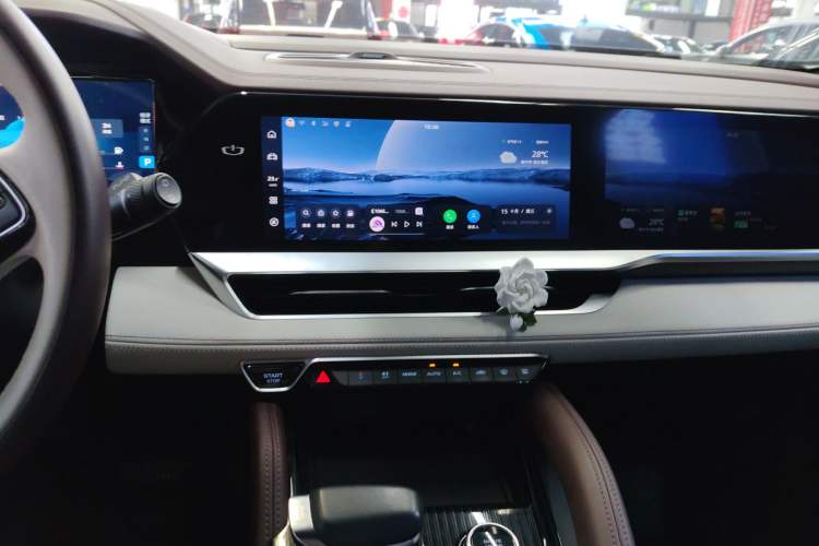 Used Geely Auto Monjaro L 2021 2.0TD High-Power Automatic All-Wheel Drive Luxury Version
