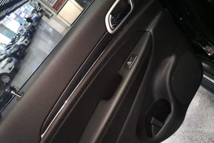 Used  Grand Cherokee 2020 3.0L Elite Navigation Edition
