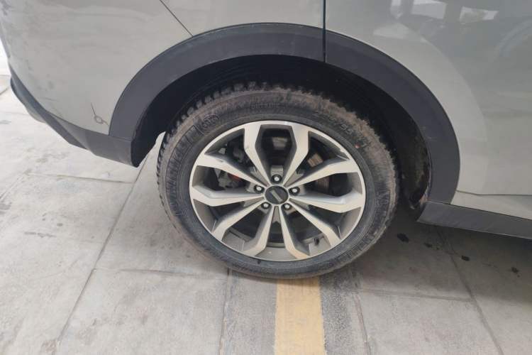 Used Wey VV6 2018 2.0T Two-Wheel Drive Flagship Version China V Standard
