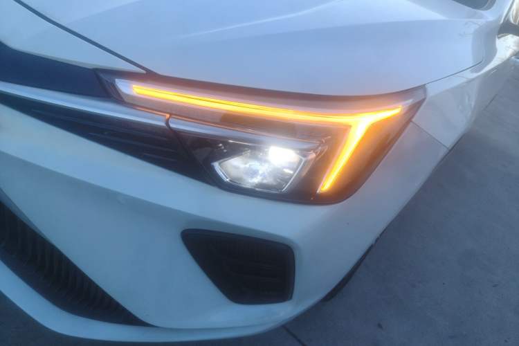 Used  ER6 2021 New Dynamic Edition 620km Smart Drive Version
