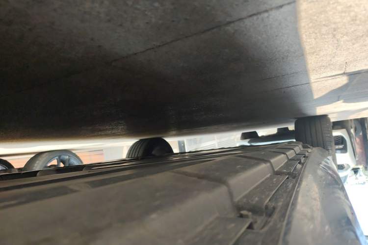 Used Mercedes-Benz R-Class 2014 R 400 4MATIC Business Model
