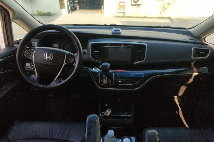 Used Honda Odyssey 2018 2.4L Luxury Edition
