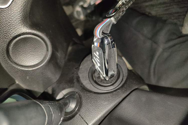 Used Wuling Hongguang S3 2018 1.5L Manual Comfort Model China V Standard