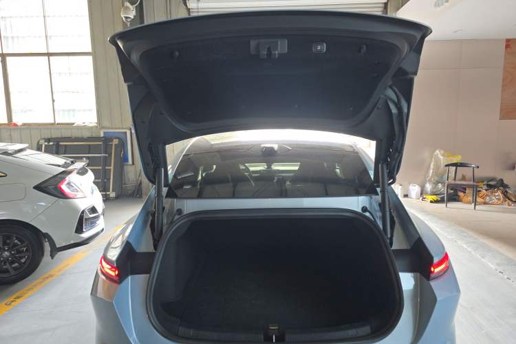 Used Nio ET5 2022 75 kWh