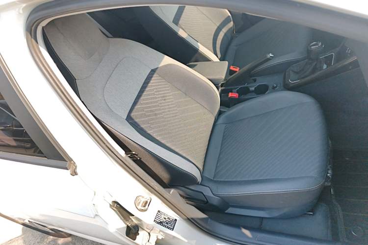 Used Volkswagen Lavida 2023 New Sharp 1.5L Automatic Excellent New Edition