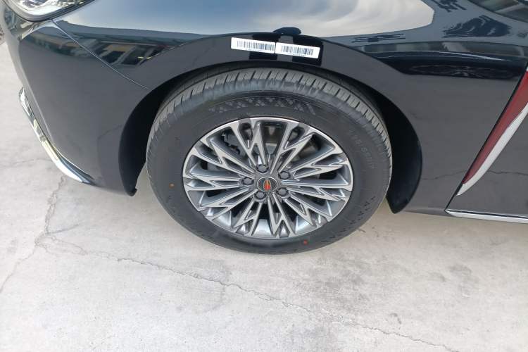 Used Hongqi H5 2025 1.5T DCT Qiyun 500 000th Unit Commemorative Edition
