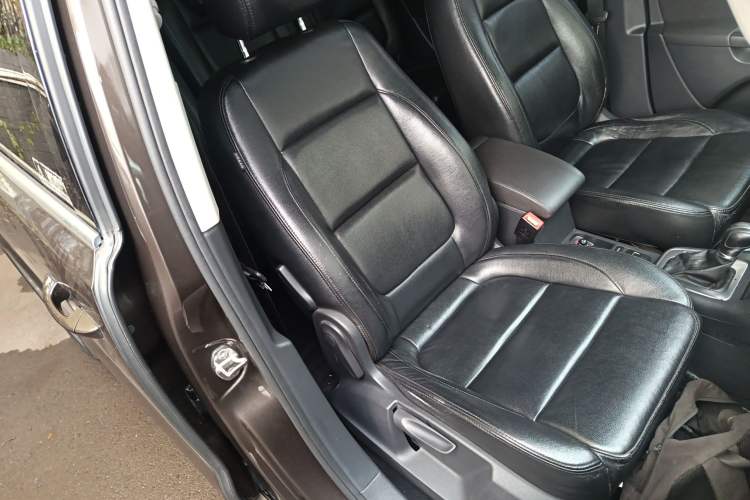 Used Volkswagen Sharan 2016 380TSI Comfort Edition 7-Seater
