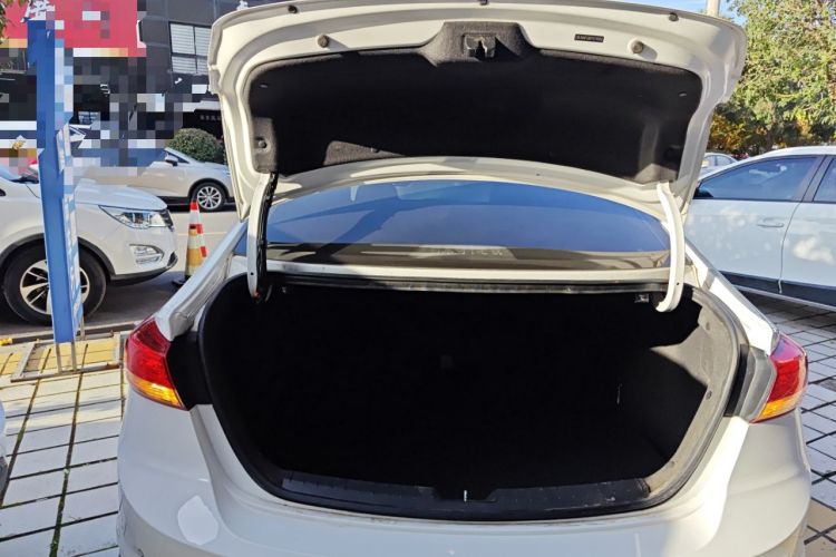 Used Hyundai Elantra 2019 1.5L CVT ZhiXuan – Elite Version
