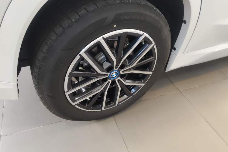 Used BMW iX1 2023 eDrive25L M Sport Package
